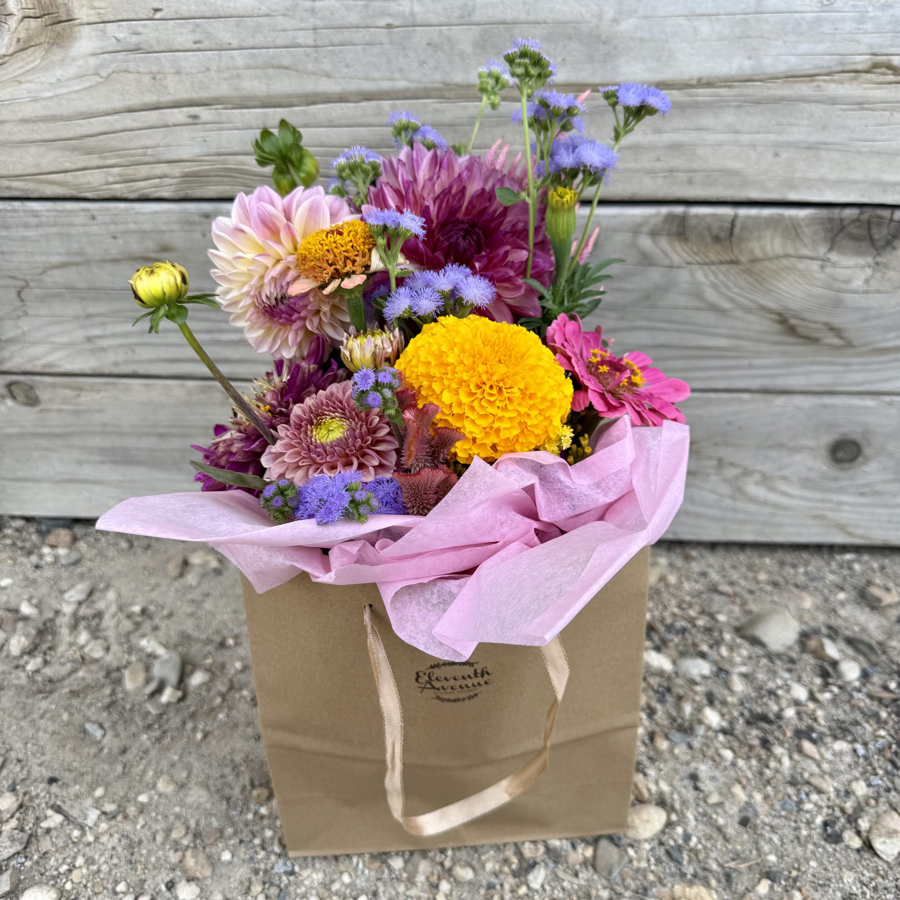 Blind Date in Bloom - Image 2